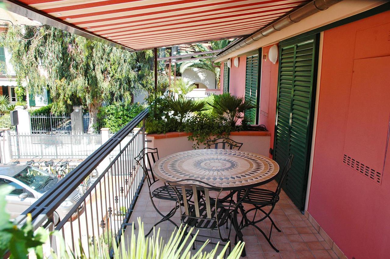 World Village Apartments Diano Marina Quarto foto
